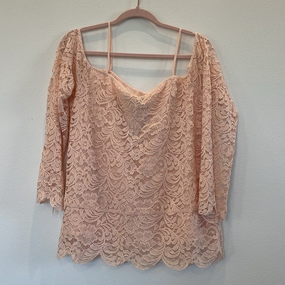 NWT Soho by New York & Co Pink Lace 3/4 Sleeve Blouse - Size L - Picture 3 of 11